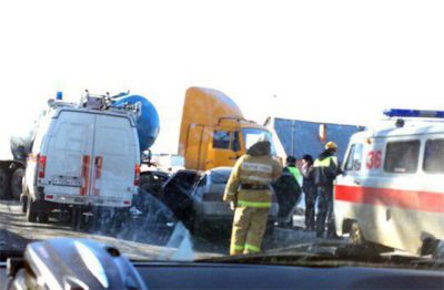 В городе Кемерово зарегистрировано дорожно-транспортное происшествие,  в результате которого погибло 5 человек, в том числе 2 ребенка, 1 несовершеннолетний пассажир травмирован