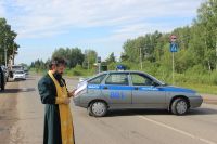 Служители церкви освятили проезжую часть улицы Котовского