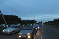 Сотрудники Госавтоинспекции Мариинска продолжают проведение массовых проверок водителей на состояние опьянения