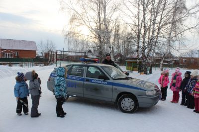 В Мариинске состоялась акция безопасности «ДПС – глазами детей»