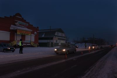 Сотрудники Госавтоинспекции Мариинска продолжают проведение сплошных проверок водителей на состояние опьянения