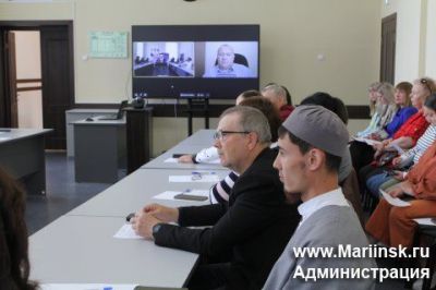 Глава округа Александр Кривцов провел очередное заседание Совета по делам национальностей