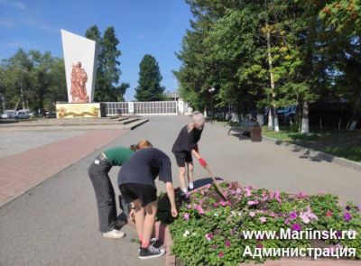 Свыше 25,9 тысячи кузбасских подростков нашли временную подработку в свободное от учебы время